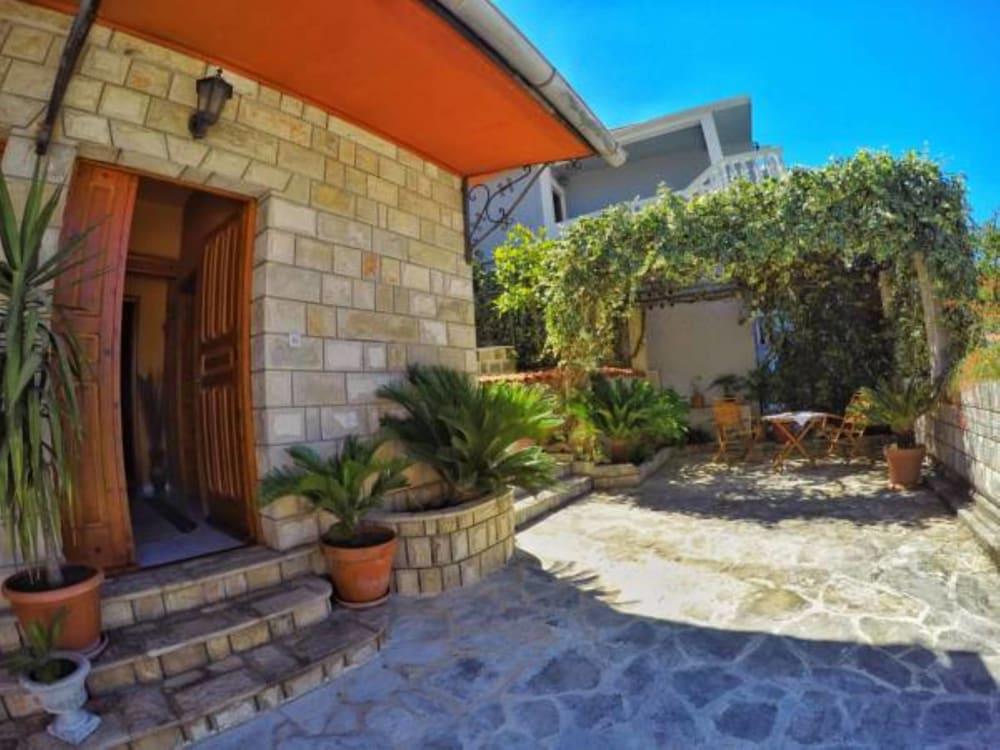 Apartments Nikcevic Kotor Exterior photo